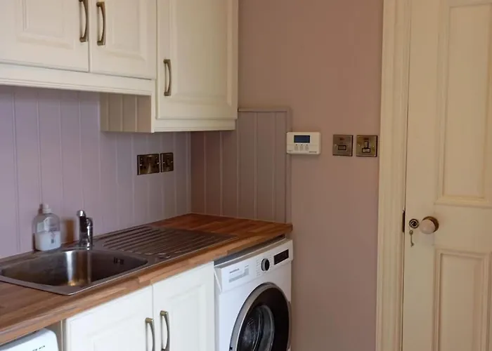 Дом отдыха Devlin's Near *